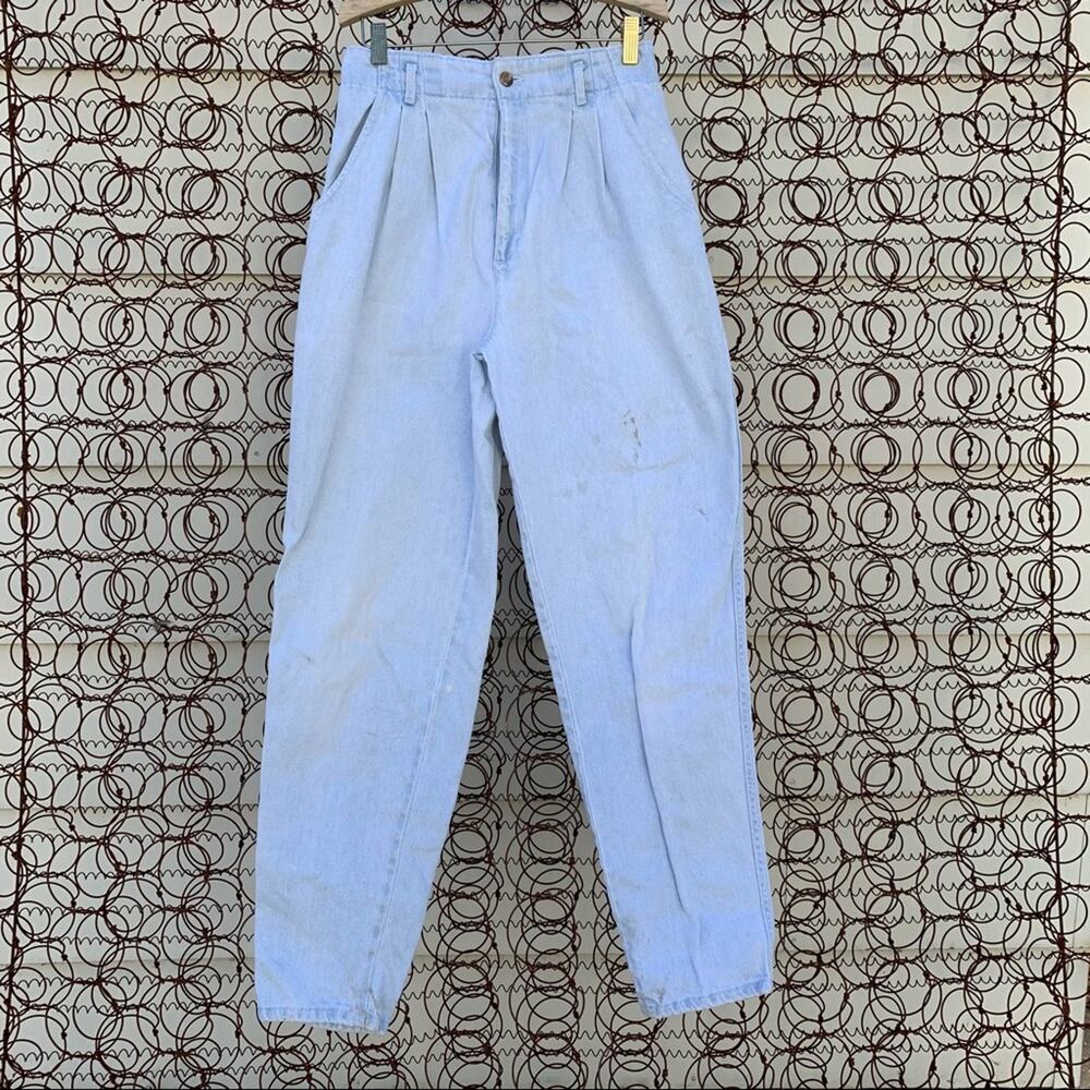 Vintage Dockers high rise pleated bareback mom jeans chambray